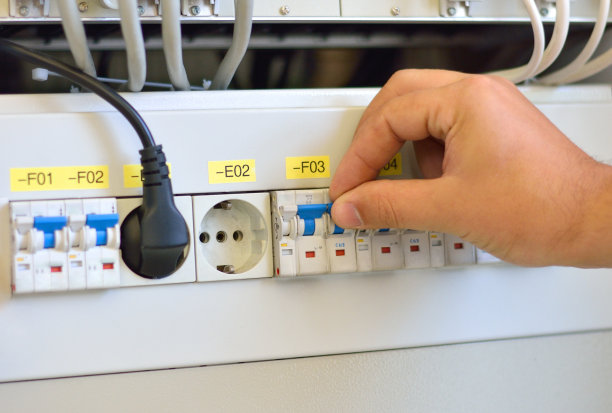 泉州如何報考電工怎么考可以直接考